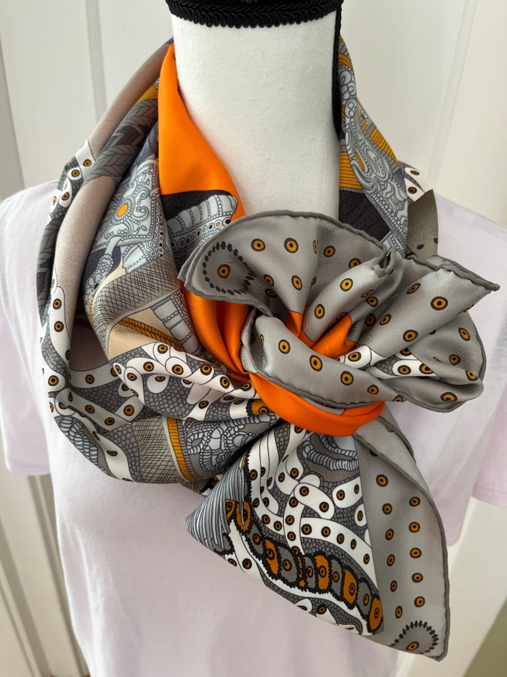 EXCELLENT Hermes "Selle de Dignitaire" 100% Silk Scarf CW13 Grey Orange